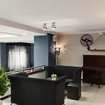 Arion فندق