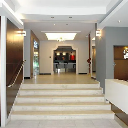 Arion Hotel 3*
